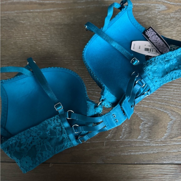 Victoria’s Secret Rhinestone Push-up Bra & matching garter - Picture 4 of 5